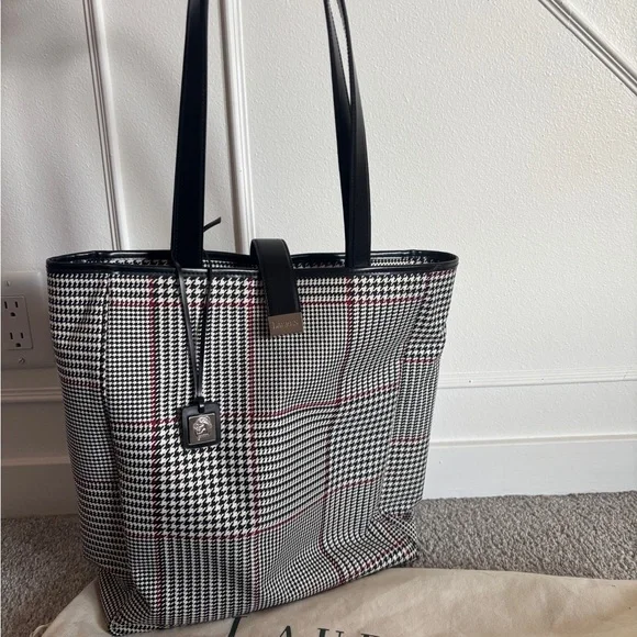 !!SOLD!!Lauren Ralph Lauren Black and White Checkered Tote Bag Set - Picture 4 of 13